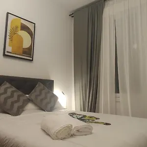 https://habitacion-plaza-zabalburu.bilbaohotelsspain.com